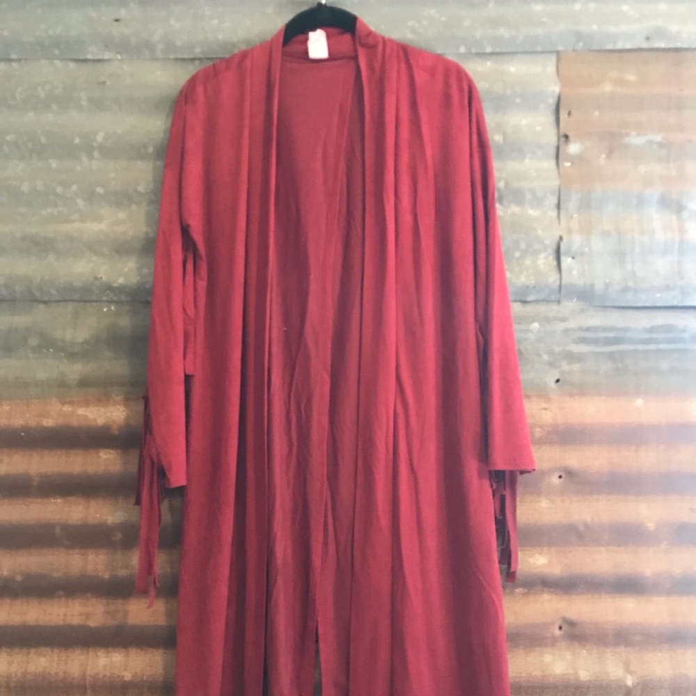 Crushed red duster size s